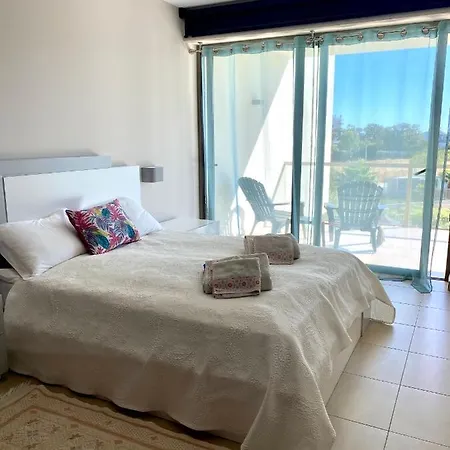 Apartamento New Stunning Ocean Aprt In 